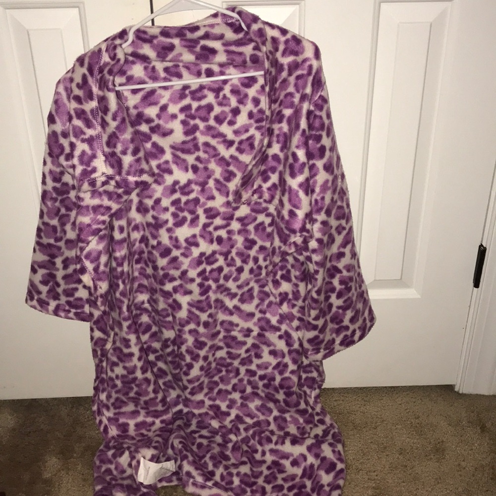 CHEETAH PRINT SNUGGIE!!!!!